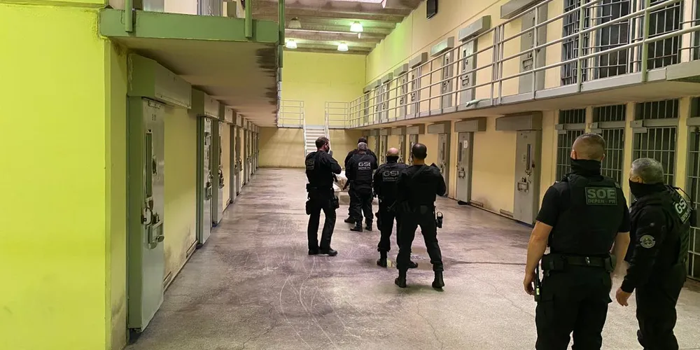 O homem foi preso e encaminhado para a Penitenciária Estadual de Ponta Grossa.