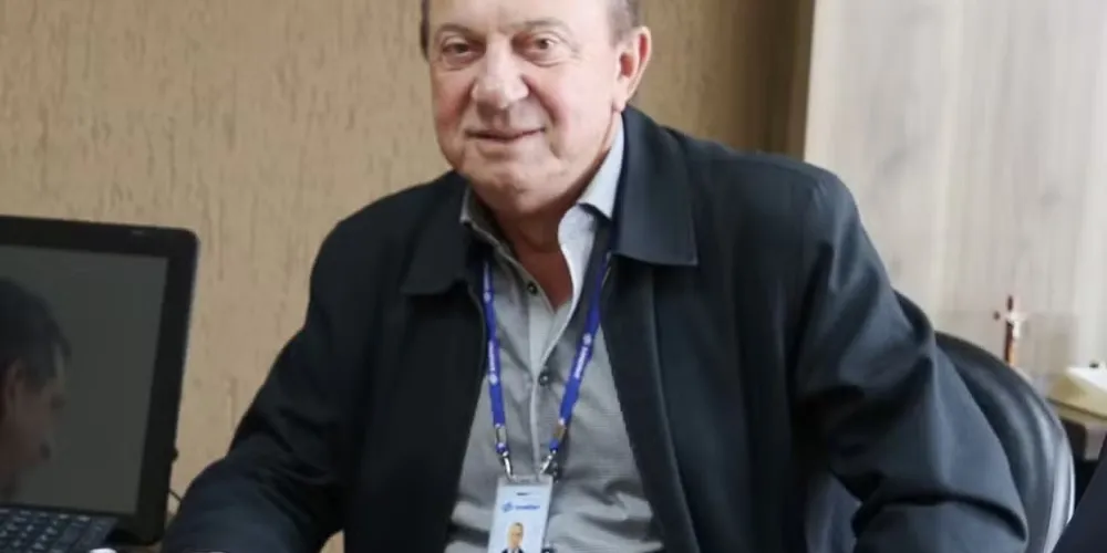 Seu corpo está sendo velado neste domingo (2), no Centro de Eventos Anibaul Khury