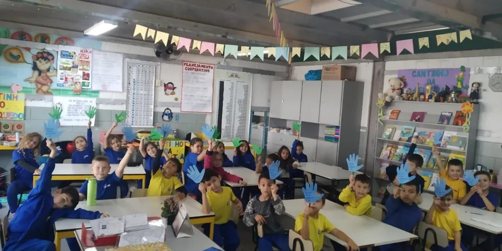 Através das atividades, os alunos transmitiram os conhecimentos adquiridos as demais turmas da escola