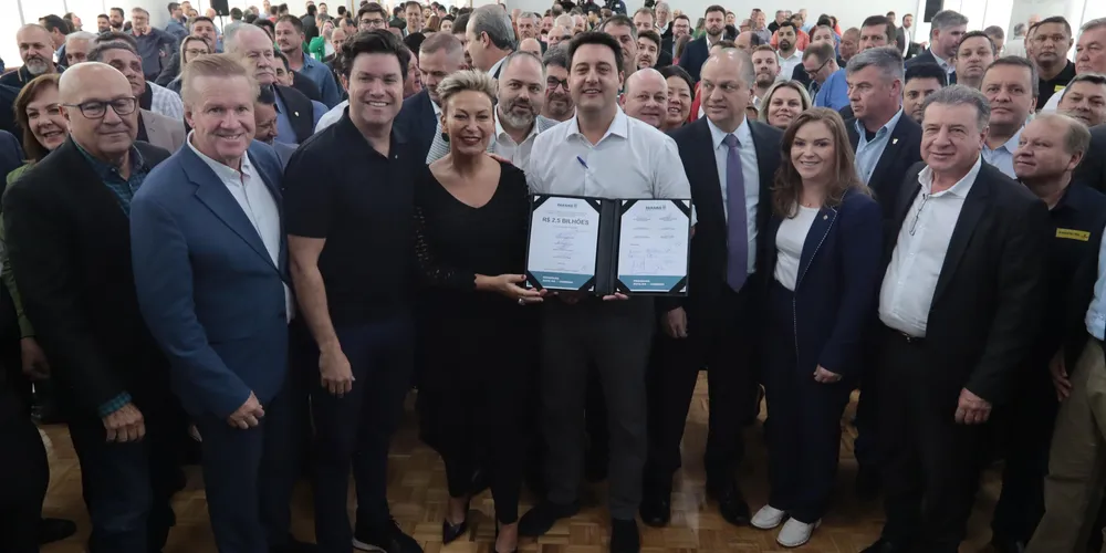 O governador Carlos Massa Ratinho Junior participou nesta quarta-feira (19),  do lançamento Programa Rota do Progresso  no Palácio Iguaçu.