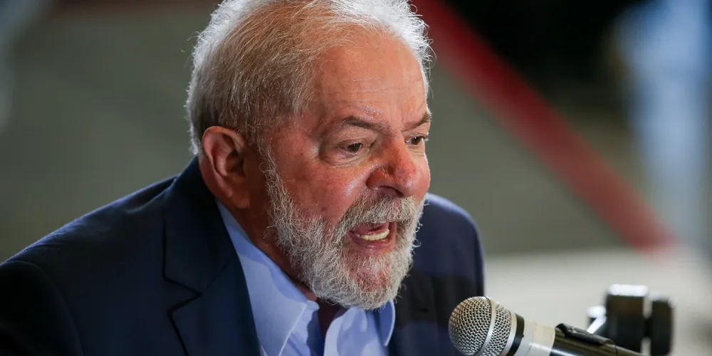 Lula afirma que atentado contra Trump deve ser repudiado pelos defensores da democracia