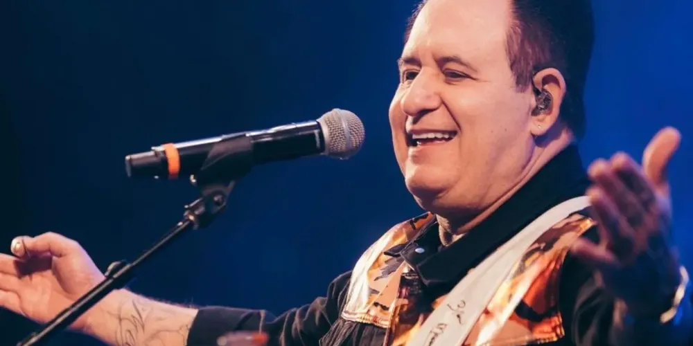 Cantor Marrone passa por cirurgia de urgência em Goiânia