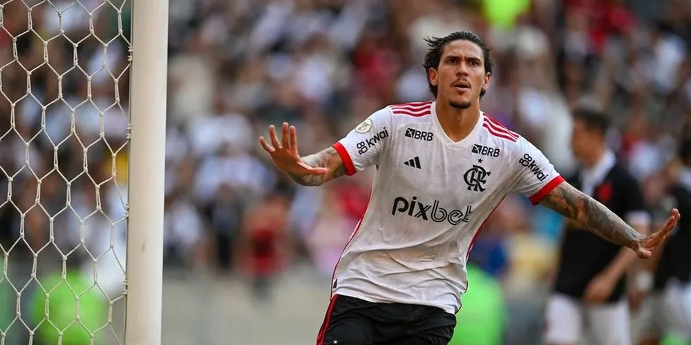 Atacante Pedro foi um dos destaques do Flamengo na goleada contra o Vasco