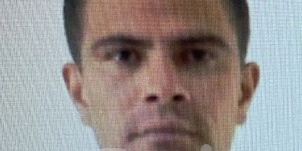 Foi identificado como Jefferson Ednilson Rocha Santo, de 27 anos, a vítima do homicídio ocorrido no fim da noite dessa quinta-feira (11)