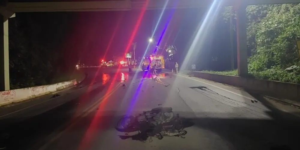 Acidente aconteceu na noite dessa quinta-feira (16)