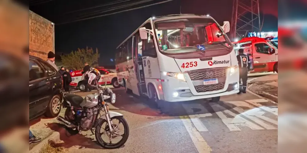 A mulher chegou a ser atendida pelos socorristas do Corpo de Bombeiros, mas não resistiu