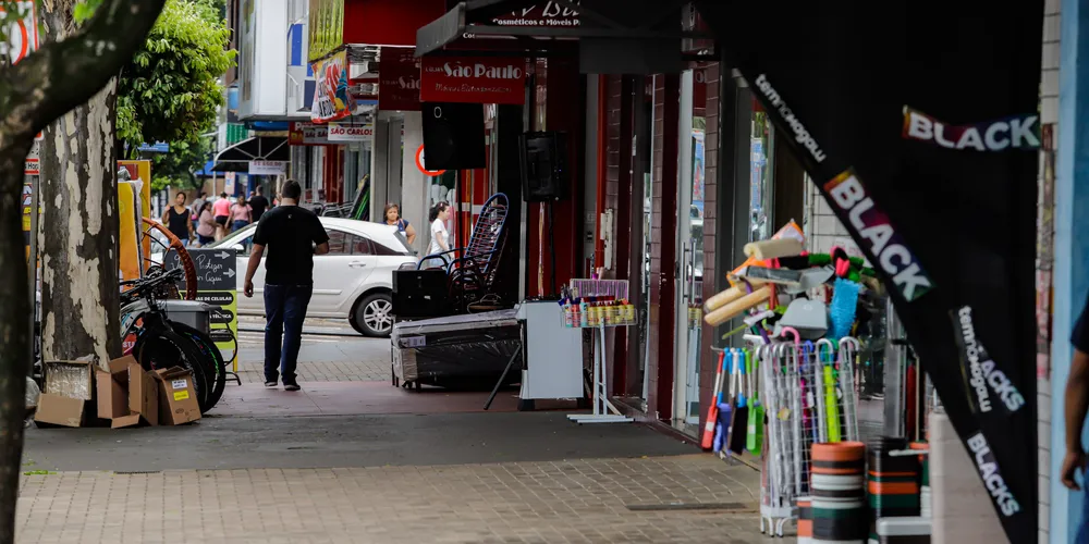 Pequenos negócios regionais terão preferência nas compras públicas do Paraná