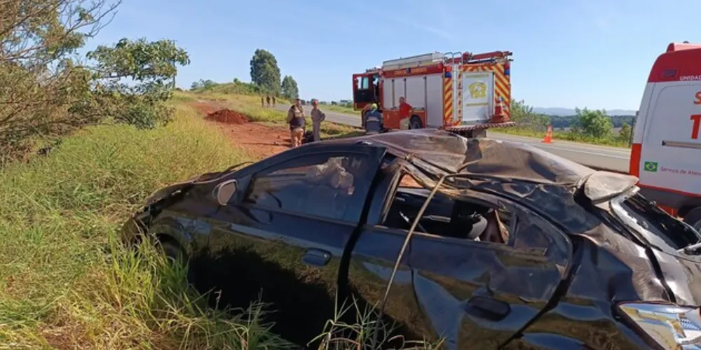 Acidente aconteceu na manhã desse domingo (12)