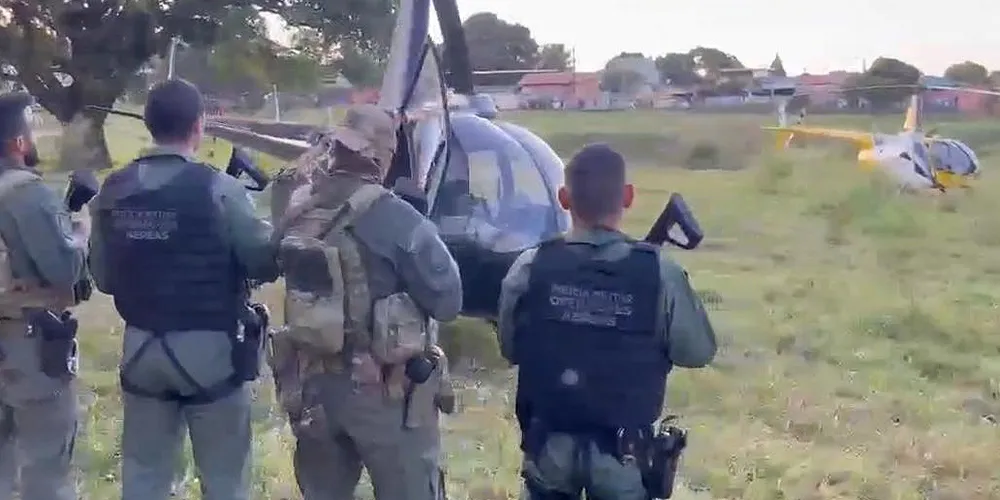 Perseguição de helicóptero: Falcão da PM ajuda PF a interceptar aeronave com 243 kg de cocaína