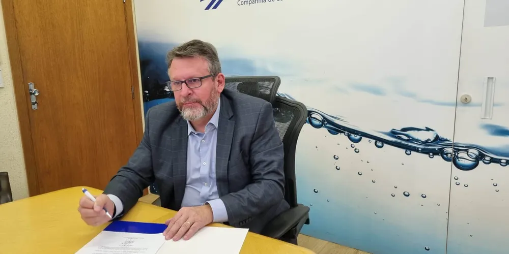 Novos diretores tomam posse na Companhia de Saneamento do Paraná - Diretor-presidente da Sanepar, Wilson Bley Lipski