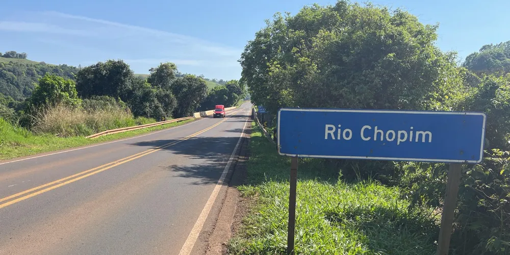 Ponte na PR-566 entre Itapejara D'Oeste e Coronel Vivida
Ponte na PR-566 entre Itapejara D'Oeste e Coronel Vivida