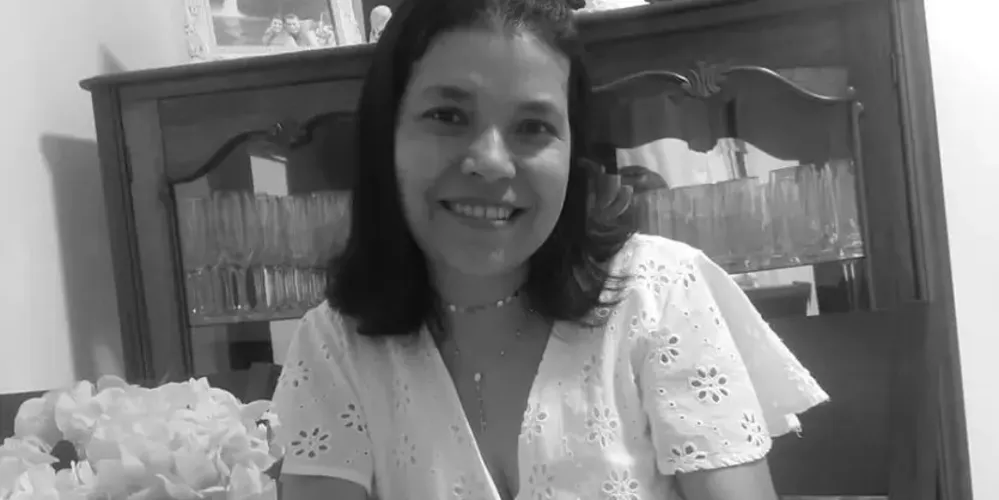 O corpo da professora está sendo velado no Cemitério e Crematório Parque das Allamandas, em Londrina
