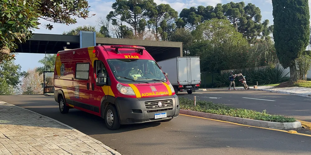 Idoso teria caído do andaime na manhã desta quarta-feira (26