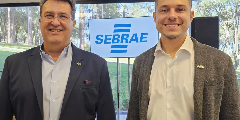Joel Franzim Junior e Michael Douglas Camilo, que vai assumir a gerência da Regional Centro do Sebrae/PR, no dia 1º de julho