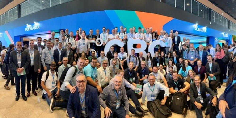 Sicredi Campos Gerais e Grande Curitiba PR/SP marca presença no 15º CBC com participação do presidente Márcio Zwierewicz