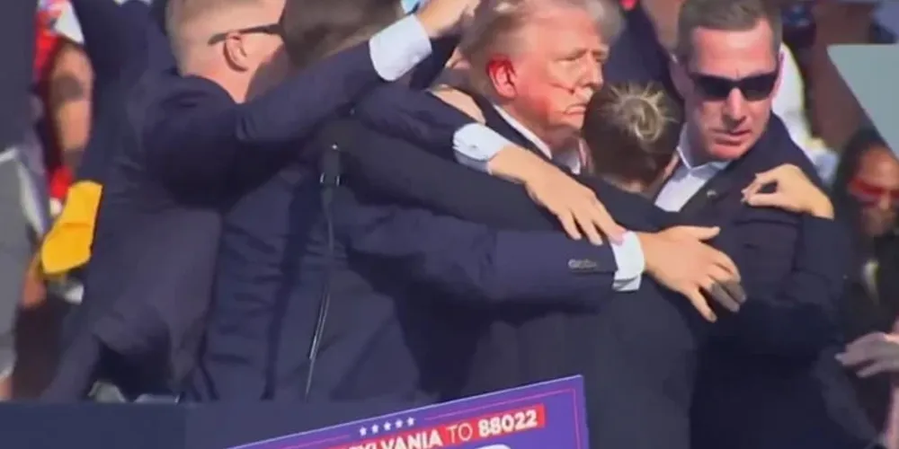 Trump caiu no chão depois dos disparos