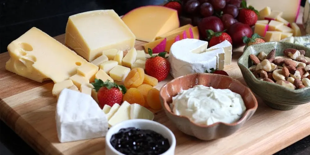 A dica é deixar de lado os embutidos e processados do cardápio