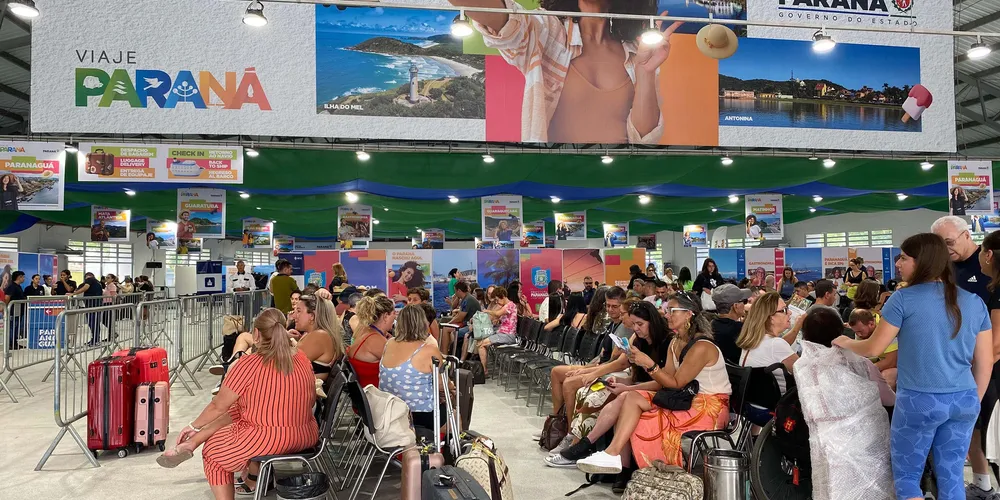 No total, são 40 vagas, distribuídas entre diferentes áreas do conhecimento, para atuar em 12 municípios do estado