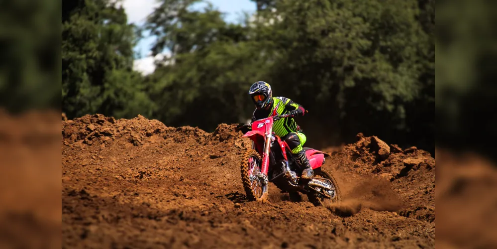 A final do Campeonato Brasileiro de Motocross ocorre nos dias 3 e 4 de agosto, em Ponta Grossa