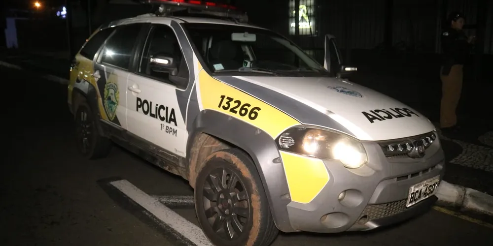 Equipe da PM realizava atendimento de ocorrência quando cumpriu mandado de prisão