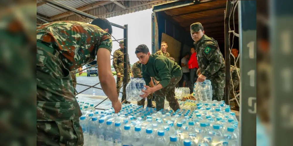 As entregas ocorrem de forma constante e saem a partir de centros de distribuição em Curitiba e de cidades do Interior