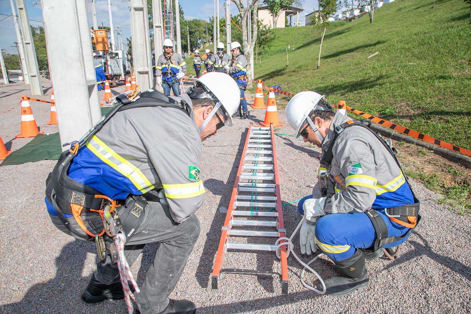 O objetivo é capacitar os participantes para oportunidades profissionais no setor elétrico