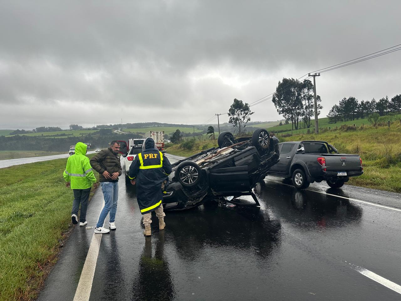 Trânsito na rodovia já está totalmente liberado