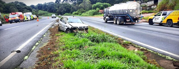 Veículo acidentado tem placas da cidade de Verê (PR)