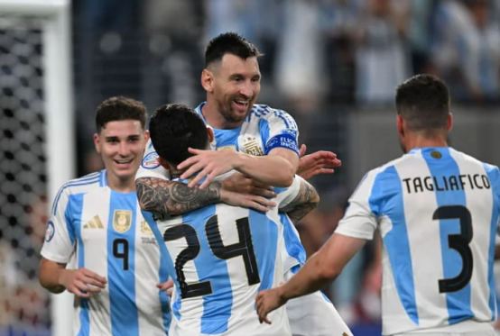 Argentinos aguardam o vencedor de Colômbia x Uruguai