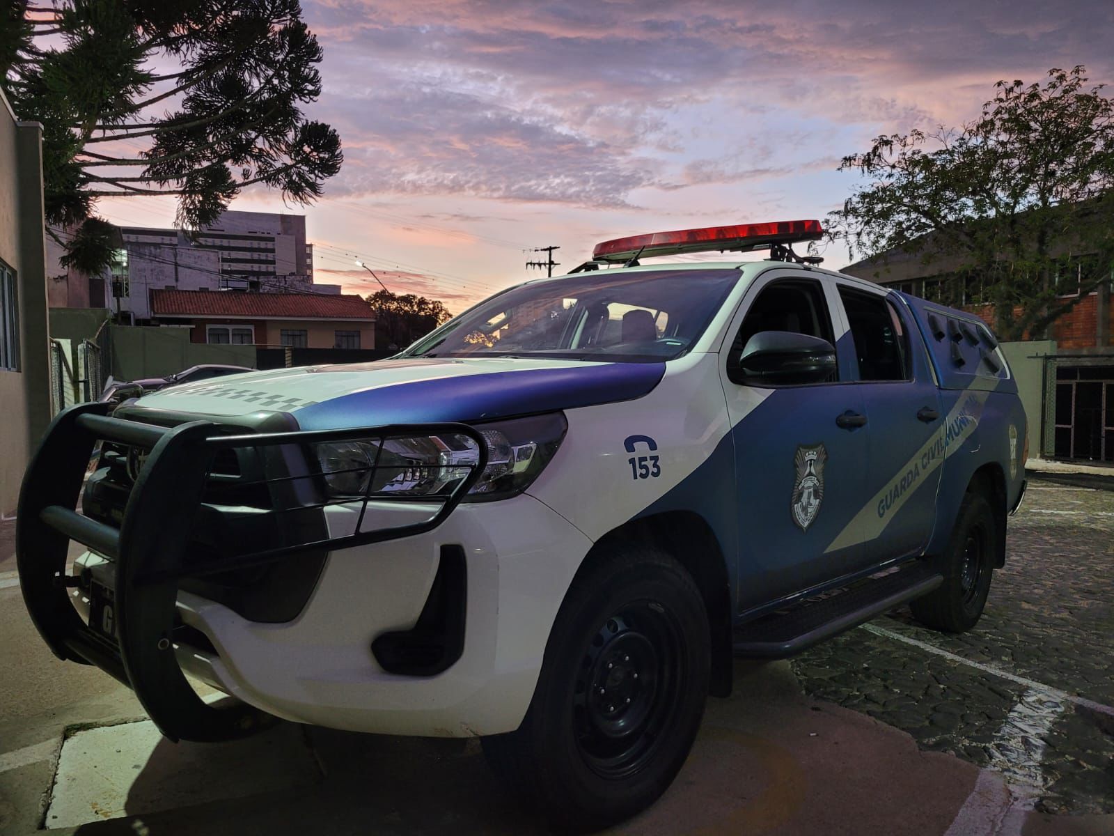 Cidadão teria ameaçado matar a mãe e botar fogo na casa dela