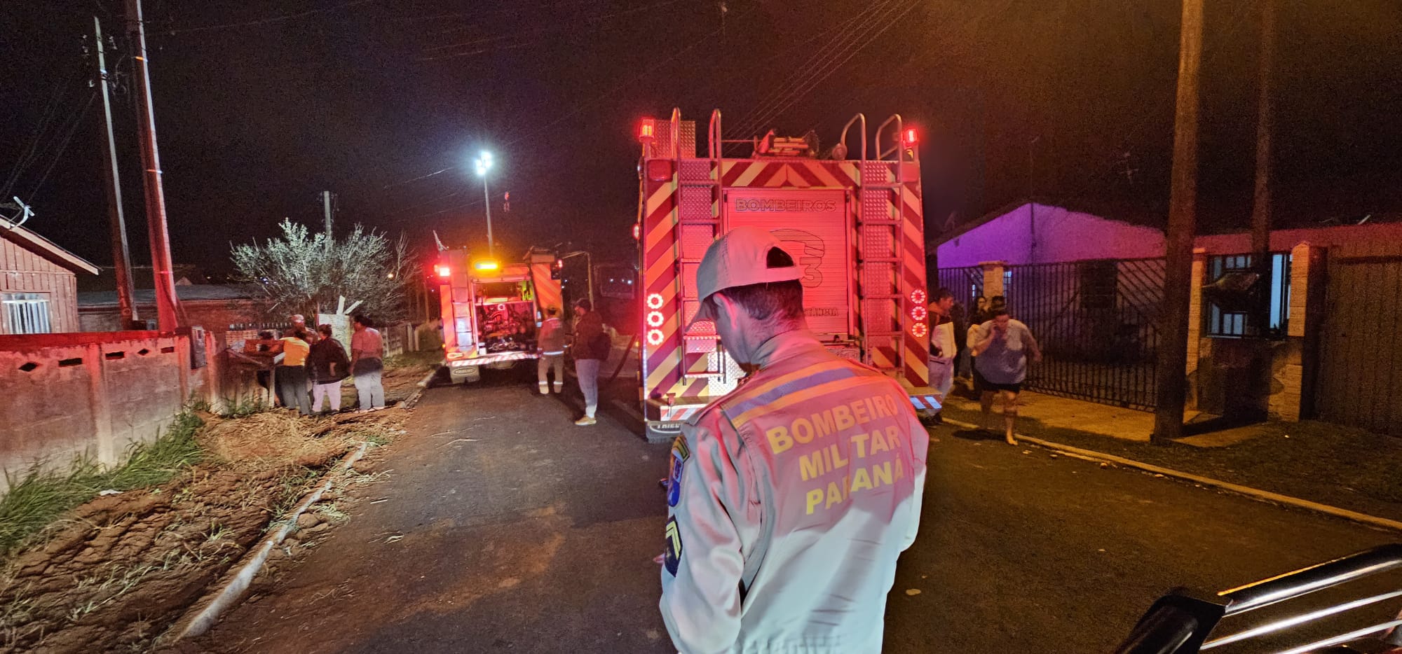 Bombeiros foram acionados para realizar os atendimentos