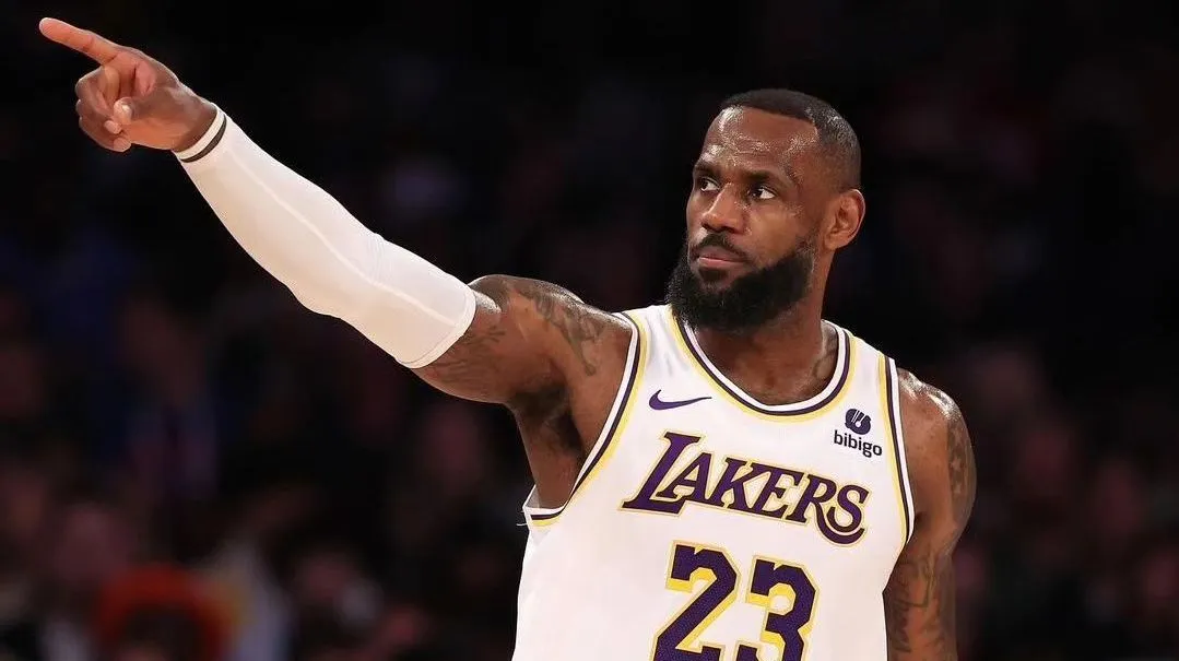 Lebron é o maior pontuador da história da NBA, competição que venceu quatro vezes