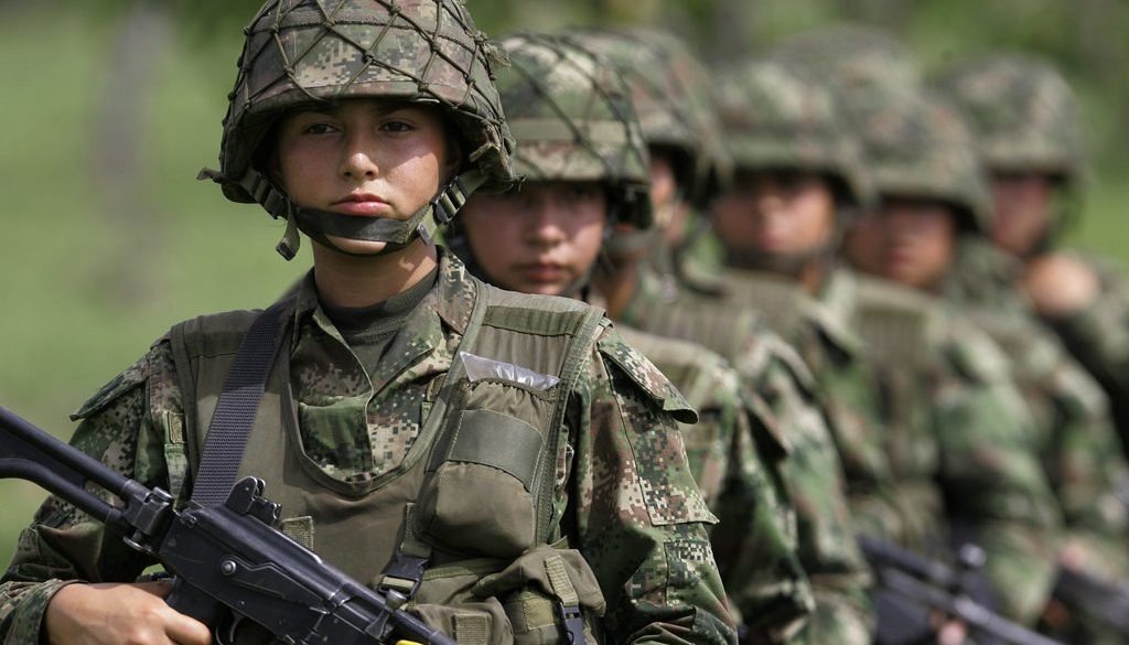 As Forças Armadas vão permitir que mulheres participem do alistamento militar para o posto de soldados.