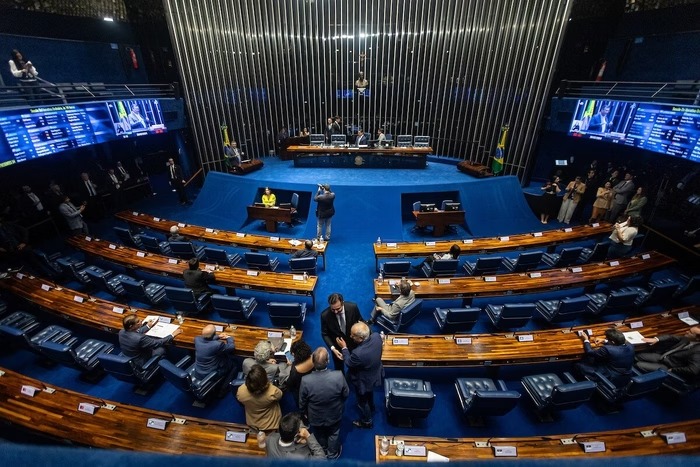 Como houve mudanças no texto, a proposta volta para a Câmara dos Deputados