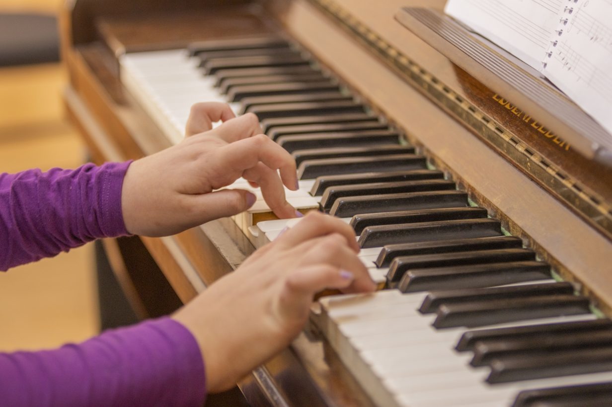 A Proex promove um recital de piano.