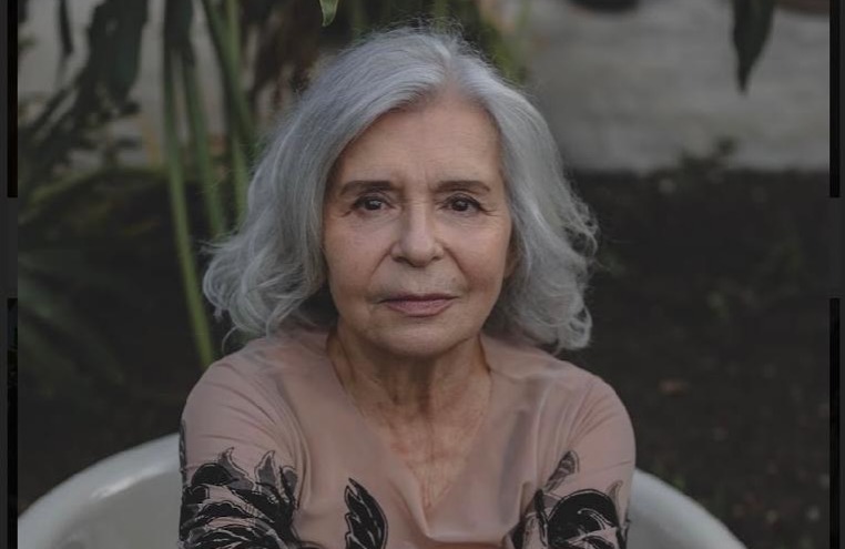 Alice Ruiz é poeta, haicaísta e compositora