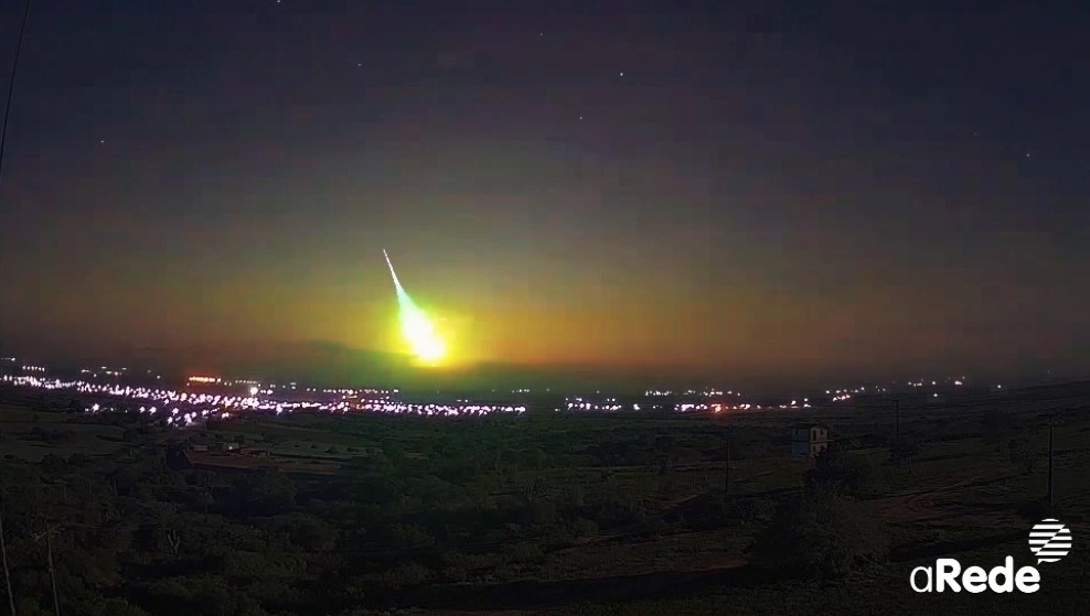 Meteoro se desintegrou quando entrou na atmosfera terrestre