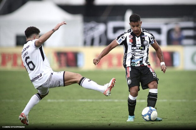 A partida começou equilibrada, com o Ceará tendo as melhores chances no primeiro tempo