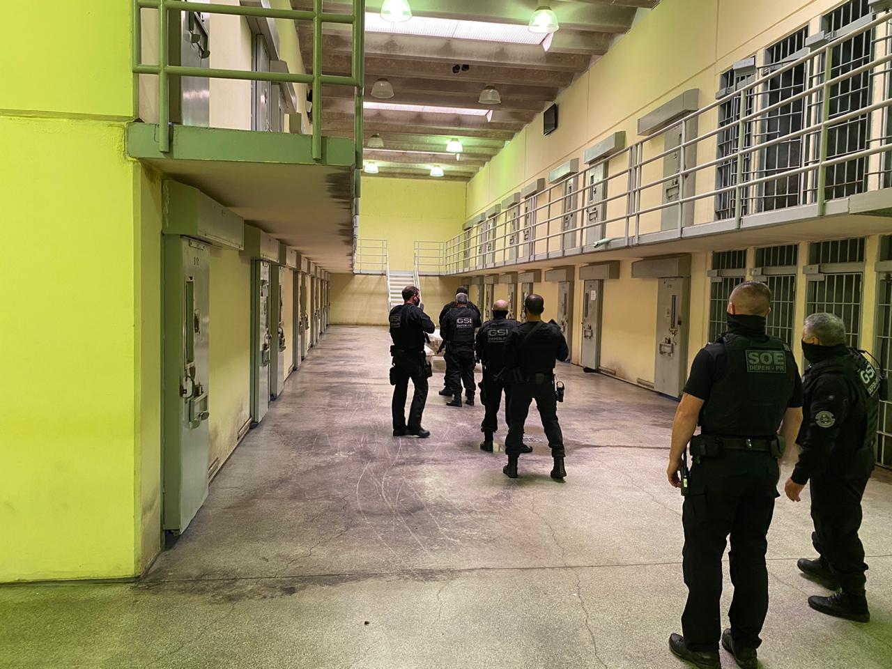 O homem foi preso e encaminhado para a Penitenciária Estadual de Ponta Grossa.