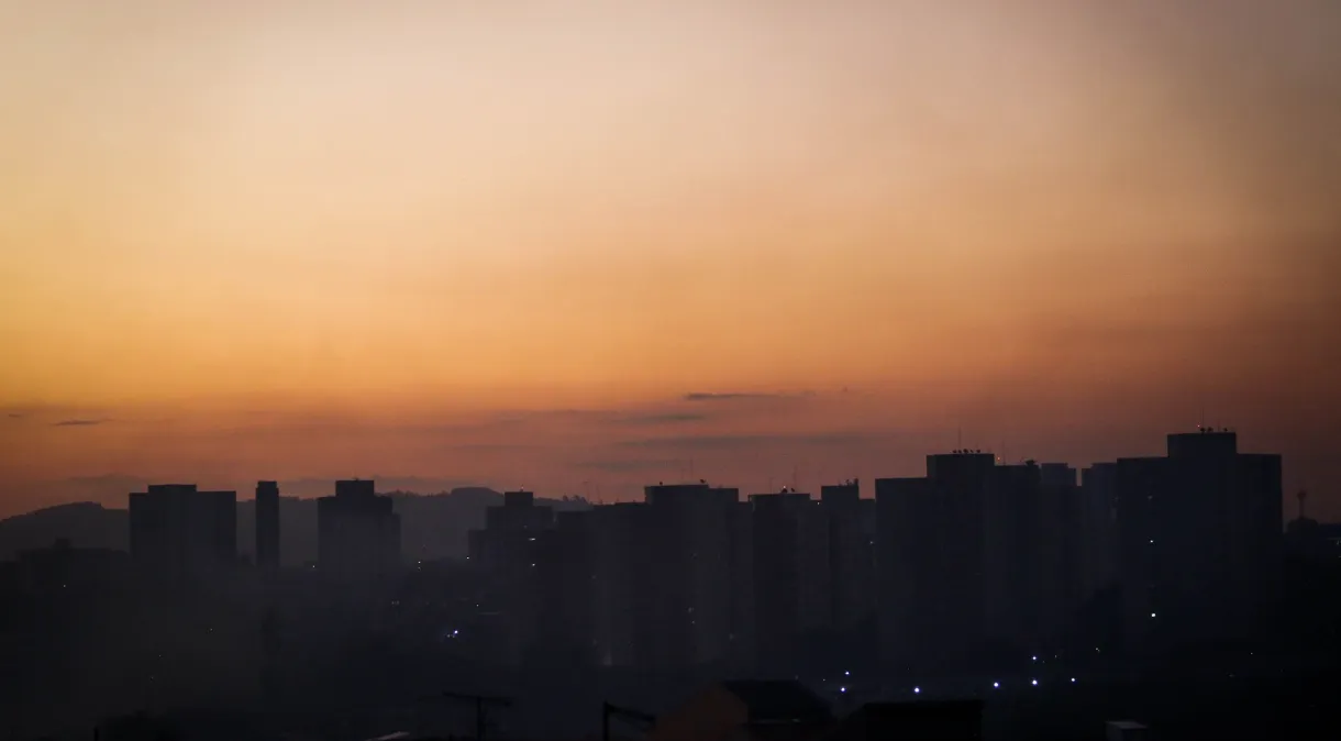 O inverno do hemisfério sul começou na última quinta (20), com temperaturas elevadas e tempo seco no Brasil, conforme a previsão da Climatempo