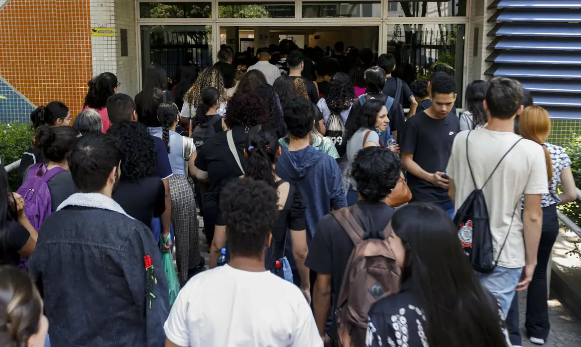 Prazo para adesão ao Desenrola Fies é prorrogado até agosto