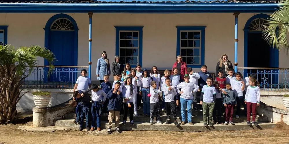 Passeio contribuiu na imersão dos educandos no conteúdo histórico