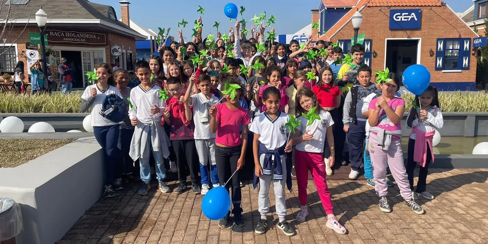 Educandos puderam explorar várias questões no local