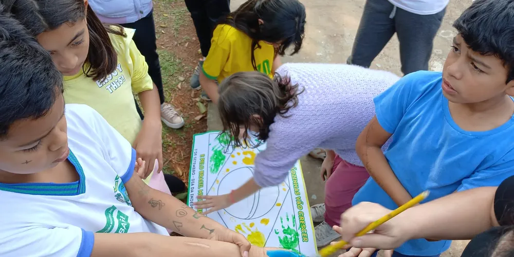 Alunos puderam protagonizar momentos de patriotismo com práticas