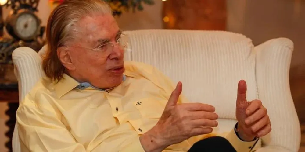 Silvio Santos já havia passado quatro dias internado no Hospital Albert Einstein há duas semanas