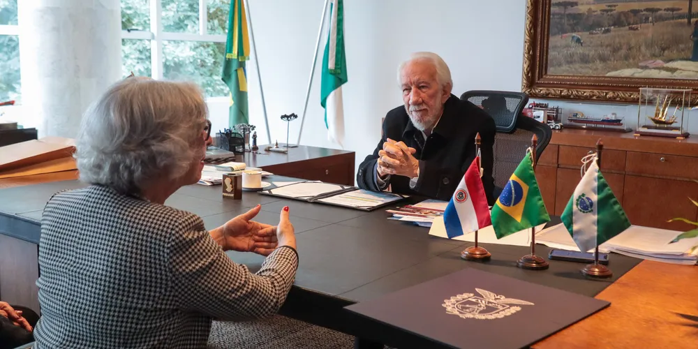 O governador em exercício Darci Piana recebe nesta terça-feira (16) a  Sra Maria Amarilla, Embaixadora do Paraguai.