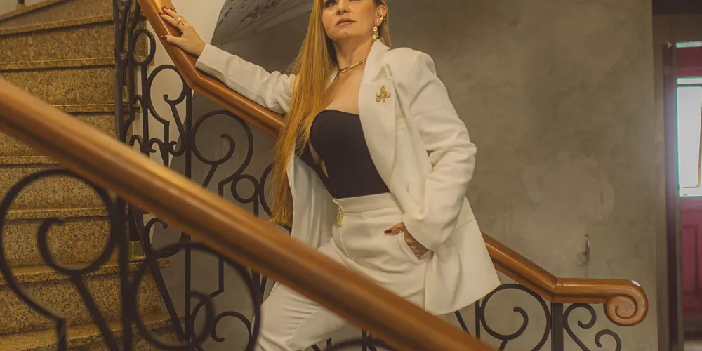 Imagem ilustrativa da imagem Coluna RC destaca a entrevista com Flávia Felix