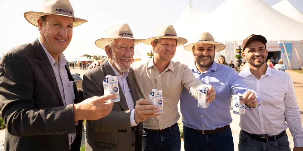 Cerimônia contou com a presença do vice-governador do estado, Darci Piana, além deputados estaduais e federais