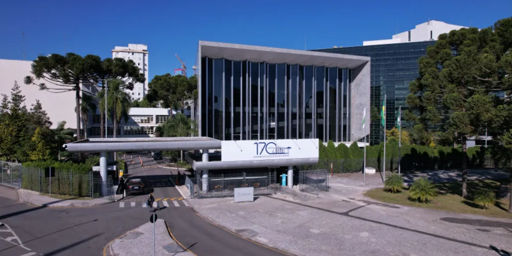 Na retomada das votações em Plenário, os parlamentares vão apreciar uma pauta composta pro sete itens