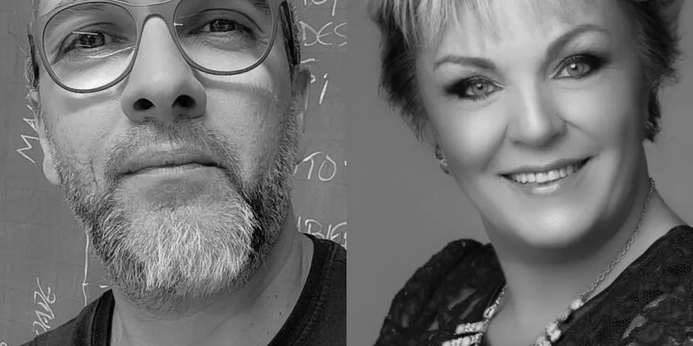 À esquerda Adriano Daluca Bueno e à direita Simone Mirian Rizental, ex-alunos da UEPG